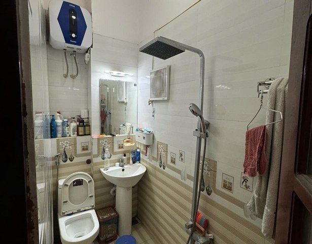 Chính chủ muốn bán nhà đất 4 tầng đang sử dụng ở Minh Khai, Hai Bà Trưng, Hà Nội để mua chung cư.