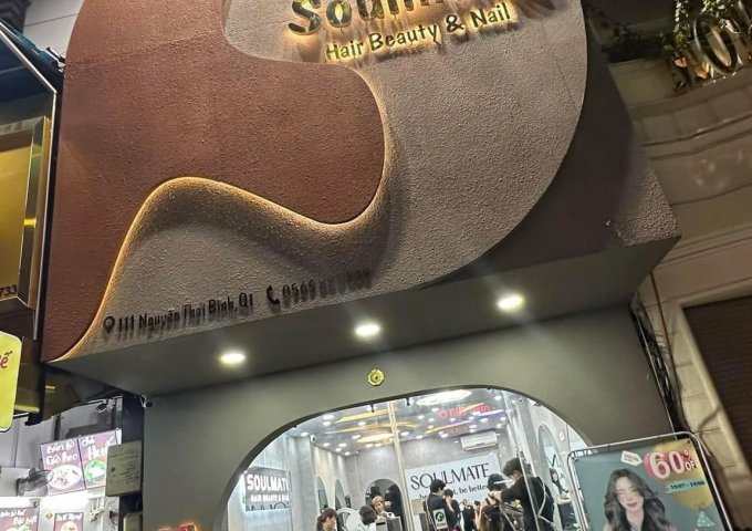 CHO THUÊ MẶT SÀN 2P - LẦU 2  Vị Trí : Nguyễn Thái Bình - Q1 - Hồ Chí Minh