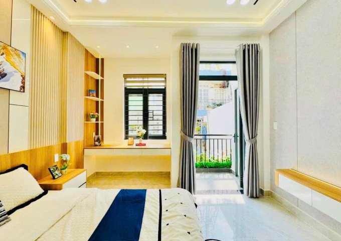 Bán nhà mặt tiền đường số 3 cư xá Đô Thành phường 4 quận 3, DT: 3.8x15m, trệt 3 lầu, giá 17.9 tỷ