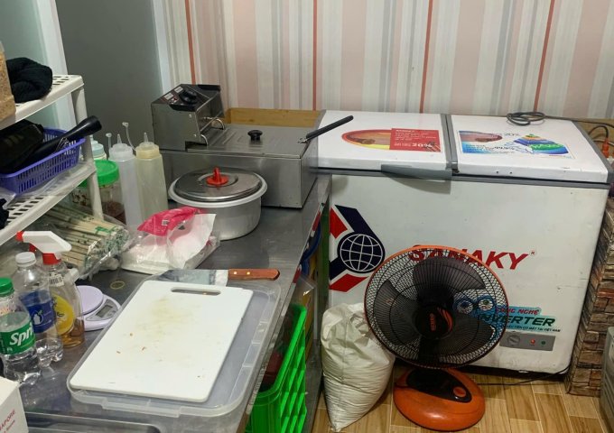 Chính chủ Sang nhượng lại gấp quán ăn, trà trái cây 7x ( bao cọc 15tr ) thuê 10t