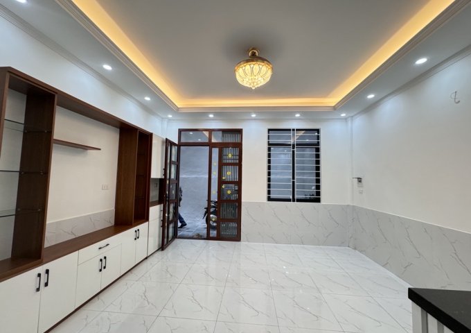 Bán nhà Nguyễn Quý Đức, Thanh Xuân Bắc, 33m2, 5 tầng, view nhìn trường học