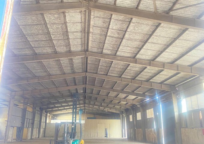 Cho thuê kho xưởng tại cụm Công Nghiệp Liên Ninh , Thường Tín, Hà Nội. Tổng Diện tích 5000m có 3000m kho xưởng