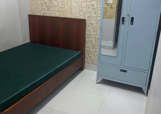 Cho thuê phòng có máy lạnh , tủ , giường , giờ giấc tự do, cửa khoá vân tay