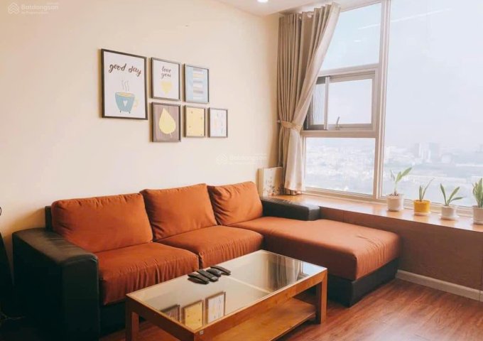 Cho thuê Cảnh Viên 2, căn góc , Phú Mỹ Hưng ,3PN , có ô xe hơi, giá :20 triệu /tháng .LH:0906.611.859 Thư