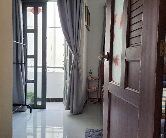 Bán nhà mới, đẹp ngay đường Hoài Thanh, sổ hồng đầy đủ