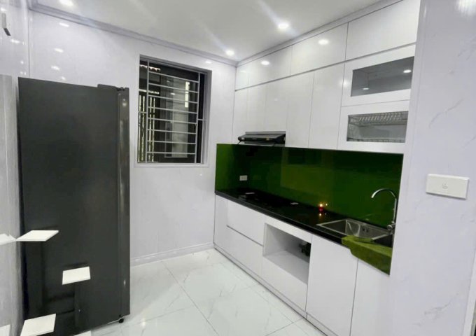 Chính chủ bán căn nhà 28/8/250/ Tân Mai, Hoàng Mai, Hà Nội giảm chào 400 tr còn 6,2 tỷ