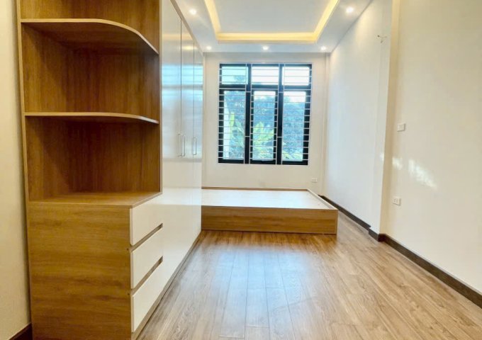 Chính chủ bán căn nhà 28/8/250/ Tân Mai, Hoàng Mai, Hà Nội giảm chào 400 tr còn 6,2 tỷ