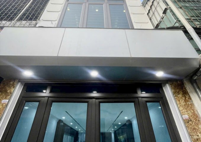 Chính chủ bán căn nhà 28/8/250/ Tân Mai, Hoàng Mai, Hà Nội giảm chào 400 tr còn 6,2 tỷ