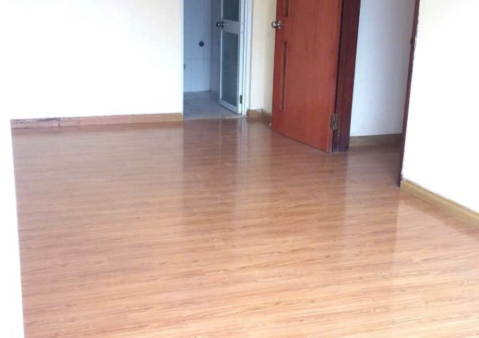 Chính chủ cho thuê lâu dài CHCC tầng 4 ở N08 khu ĐT Dịch Vọng