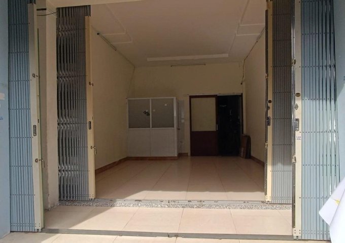 CHO THUÊ MẶT BẰNG TRỆT  Vị Trí : ngay chợ Nguyễn Sơn, 9 Hoàng Ngọc Phách, p.Phú Thọ Hoà, q.Tân Phú, HCM