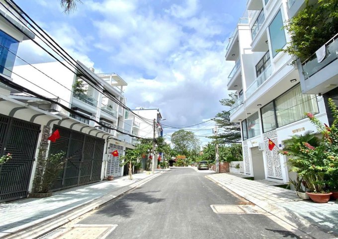 MUA NGAY NHÀ PHỐ GIÁ SIÊU HỜI NHÀ LÔ GÓC 2 MẶT TIỀN ĐƯỜNG SỐ 17/90 HUỲNH THỊ ĐỒNG NHÀ BÈ