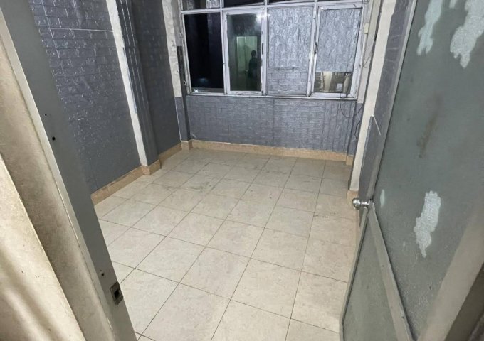 Cho thuê gấp cả nhà 5 tầng mặt phố 278 Kim Mã, Ba Đình, HN