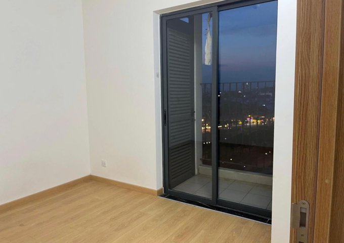 Em cần tìm bạn nữ ở ghép trong căn 2PN1WC tại căn hộ Centum Wealth Q9, view