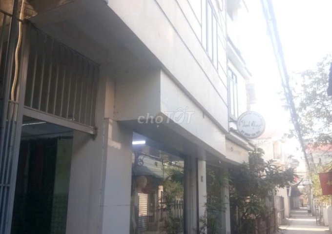 Chính chủ cần bán nhà 2 tầng, 72 m2 tại thị trấn Phúc Thọ, Hà Nội
