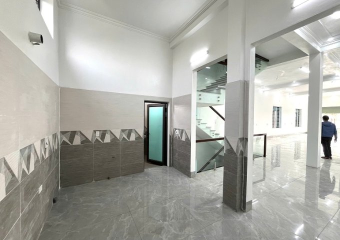 SIÊU PHẨM - CHO THUÊ CỬA HÀNG ĐẸP - VIEW SANG - VỊ TRÍ ĐẸP - THUẬN LỢI KINH DOANH TẠI SÔNG LÔ - VĨNH PHÚC