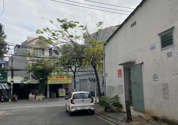 Bán Nhà Gần MT Làng Tăng Phú , HXH 10m, 2 Tầng x 90 m2 ( 8 x12 ),2 Mặt hẻm thông thoáng ,Chỉ 6 Tỷ Thương lượng  