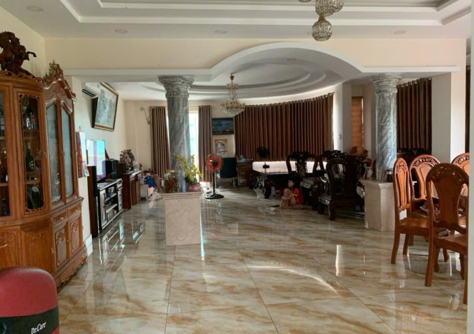 Căn góc mặt tiền đường liên phường phước long B, 160m, 4 tấng 