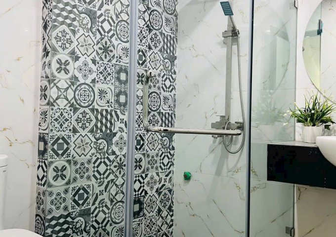 CC  cho thuê nhà nguyên căn ở GIA ĐÌNH, NHÓM 6 NGƯỜI ngõ 193 Phố Nam Dư, Hoàng Mai