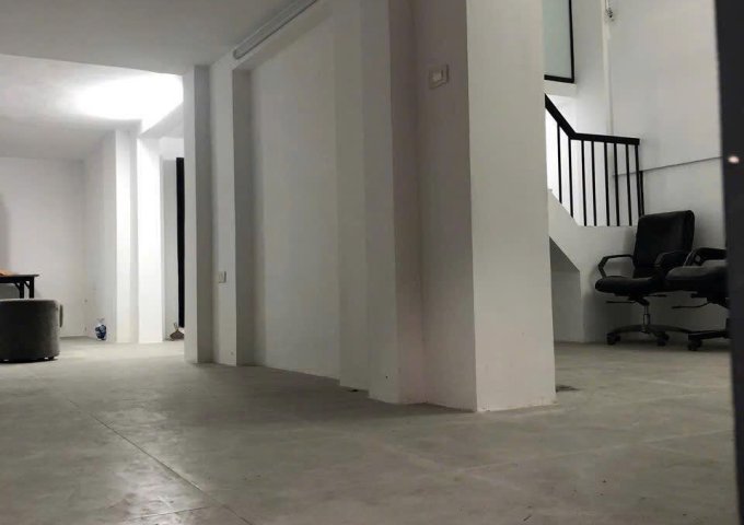 CHO THUÊ NHÀ 2 TẦNG Vị Trí : 12 Láng Hạ, Đống Đa, Hà Nội