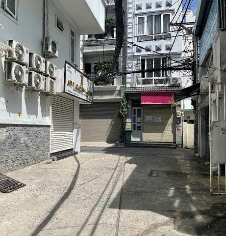 HẺM XE HƠI TRÁNH- XE HƠI NGỦ TRONG NHÀ - SỔ NỞ HẬU - 100M2 - 5 TẦNG - NHÀ CÓ THANG MÁY.TRUNG TÂM Q1 CHỈ 239 TRIỆU/M2