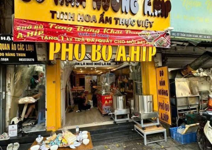 Chính chủ sang nhượng mặt bằng tại phố Trần Xuân Soạn  ngay ngã tư Ngô Thì Nhậm