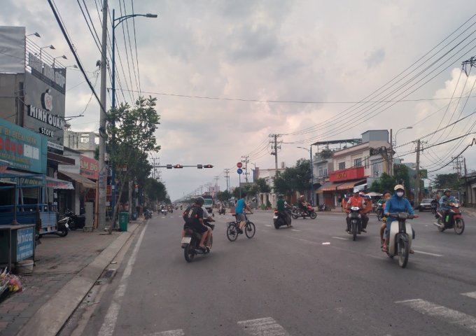 Nhà 3 tầng Mặt tiền Đặng Thúc Vịnh Hóc Môn Hồ Chí Minh 290m2 có 15 tỷ