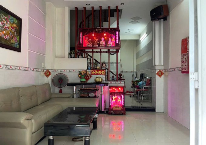 Nhà cho thuê nguyên căn ở địa chỉ: 428/10/16 B Đường Hoàng Ngân Phường 16 Quận 8