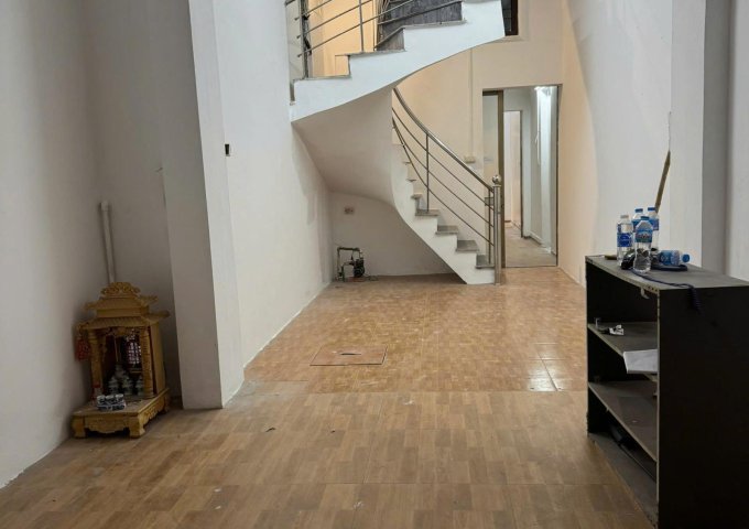 CHO THUÊ NHÀ NGUYÊN CĂN Nhà 2 tầng mỗi tầng 75m2, thuộc ngõ 163 Đại Mỗ, quận Nam Từ Liêm