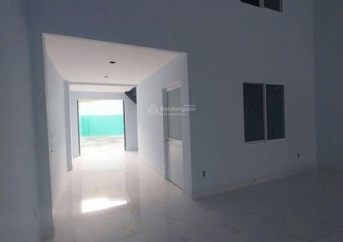 Bán nhà mặt tiền 13x36m giá 29,9 tỷ Đường Tân Thới Nhất 8