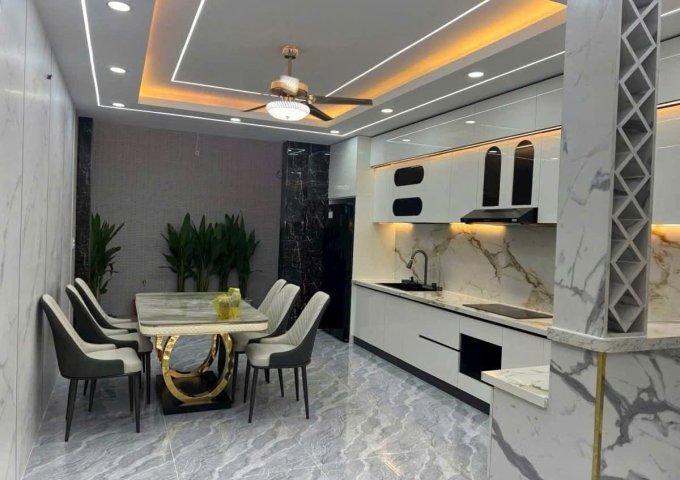 Nhà mới ken 5 tầng (4x22) Mặt Tiền Thới An 05, Quận 12 Giá Rẻ 7.69 tỷ