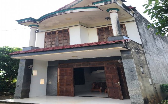 Cần bán nhà 2 tầng chính chủ mặt tiền tại Làng Tơ Ver, xã La Khươl, huyện Chư Păh,  Gia Lai 2,75tỷ, 0977713459