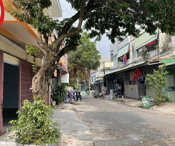 Cho thuê mặt bằng 2 mặt tiền nguyên căn có lầu - vi trí ngay khu dc Đồng an gần chợ đầu mối Thủ Đức , kcn Sống Thần 1