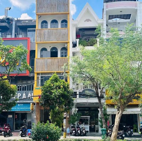 92 Phan Xích Long , Phường 3, Quận Bình Thạnh