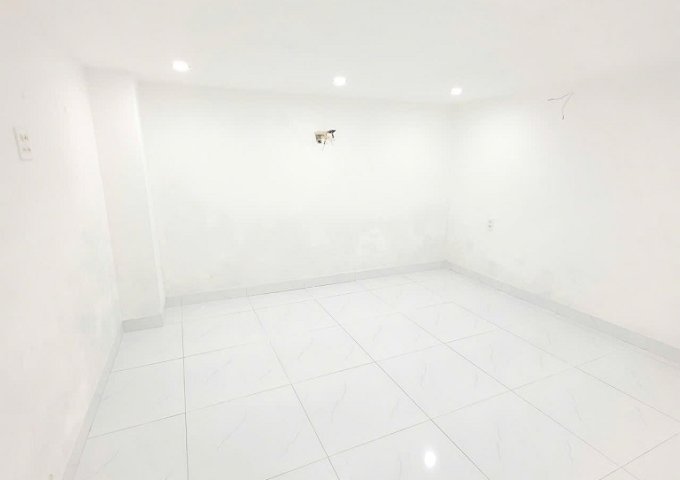 Bán nhà hẻm 122/8 Hoàng Văn Thụ, Quy Nhơn, Bình Định