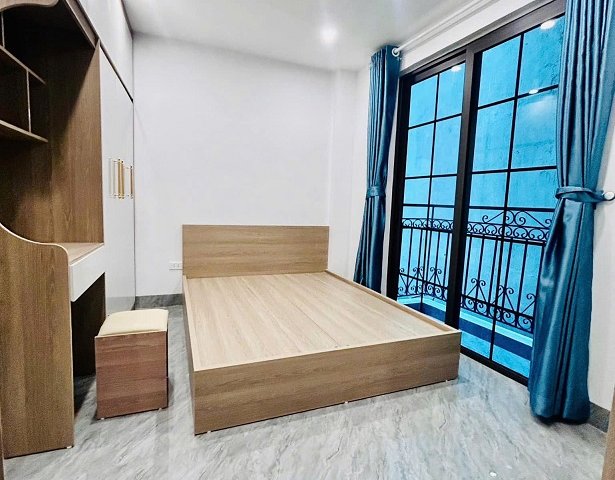 CCMN Mễ Trì Hạ 50m 6T 9P 10,2 tỷ.