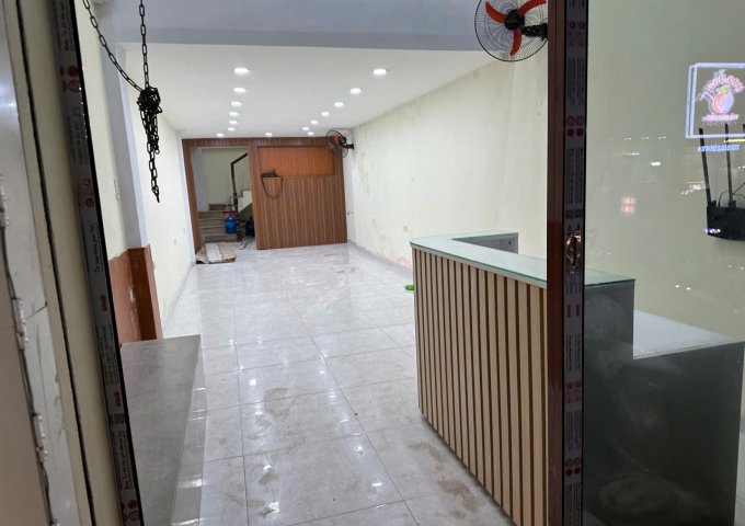 Sang nhượng Mb kinh doanh hàng ăn. Tại Đội Cấn - Ba Đình - Hà Nội