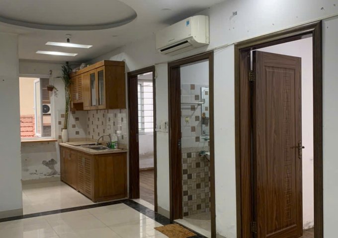 Cần bán Căn Chung cư mini 52m phố Khương Hạ, có 2 phòng ngủ, ngõ rộng 4m ô tô quay đầu thoải mái.