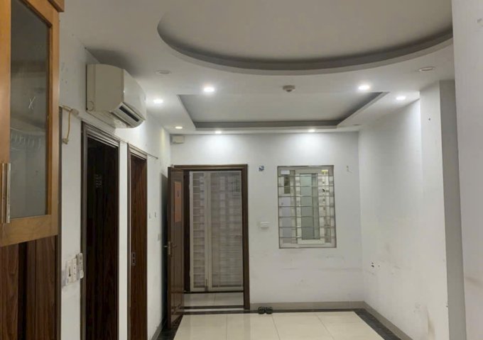 Cần bán Căn Chung cư mini 52m phố Khương Hạ, có 2 phòng ngủ, ngõ rộng 4m ô tô quay đầu thoải mái.