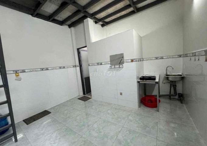 Cho thuê phòng trọ có gác tại  Đường số 51, Phường 14, Quận Gò Vấp, Tp Hồ Chí Minh