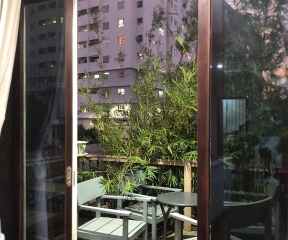 CHO THUÊ NHÀ Diện tích 200m2. Phù hợp cho gia đình hoặc nhóm bạn bè. Có 3 phòng ngủ, 4 nhà về sinh