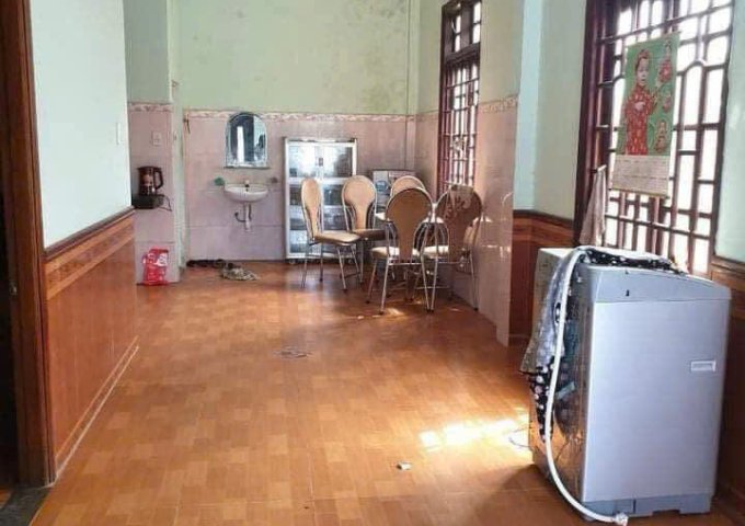 BÁN NHÀ RẺ HƠN GIÁ ĐẤT – CÁCH BÃI TẮM NON NƯỚC 300M