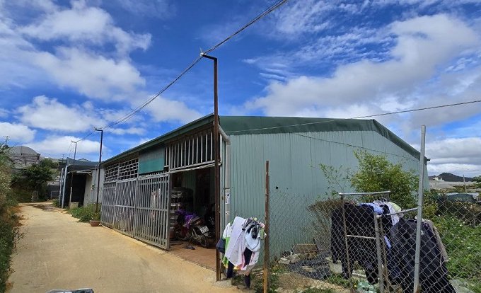 Gửi bán lô đất Trại Mát - Phường 11 - TP Đà Lạt. Cách đường Chính Huỳnh Tấn Phát chỉ 3_4p