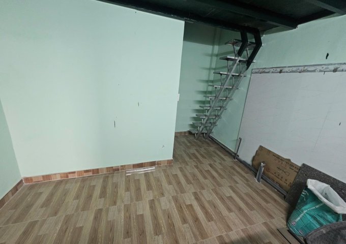 Chính chủ cần Cho thuê nhà nguyên căn 1 trệt, 1 gác lửng tại Phường 13. Quận Tân Bình