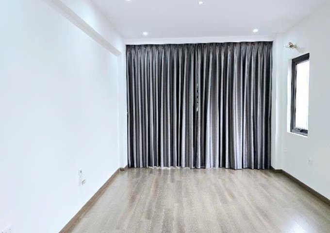 THẠCH BÀN 40M NHÀ MỚI