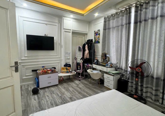 NGAY ĐẦU NĂM! NHÀ NGÕ 147 TÂN MAI – Ở SƯỚNG, GẦN PHỐ – GIÁ SIÊU TỐT