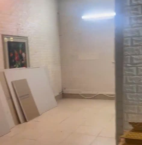 E có mặt bằng kinh doanh ngay ngã ba gần siêu thị Lan Chi Hà Đông cần sang nhượng