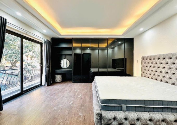 NHÀ MẶT PHỐ TRẦN QUANG DIỆU - 7 TẦNG THANG MÁY - KD ĐỈNH - 60M2 - 34,8 TỶ