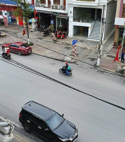 Cho thuê căn nhà mặt đường Trần Phú nở hậu làm cửa hàng kinh doanh hoặc trụ sở văn phòng