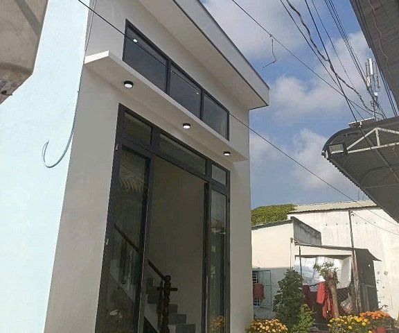 NHÀ 1 trệt 1 lửng (trung tâm cần Thơ)