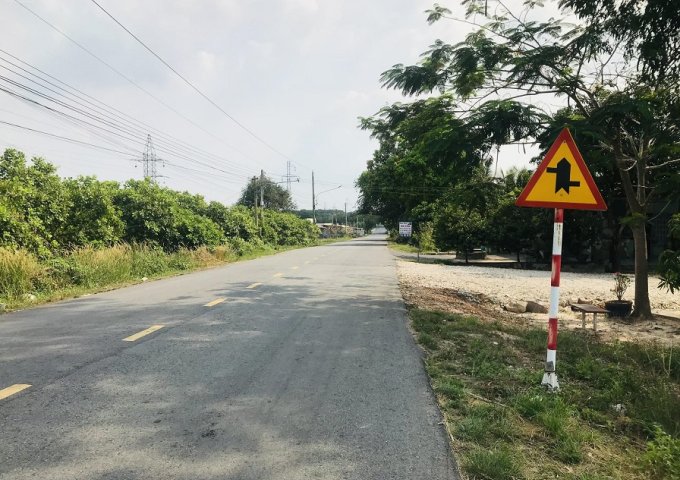 Chính chủ cần bán lô đất mặt tiền đường ĐT 744, xã Minh Hòa, huyện Dầu Tiếng, tỉnh Bình Dương.